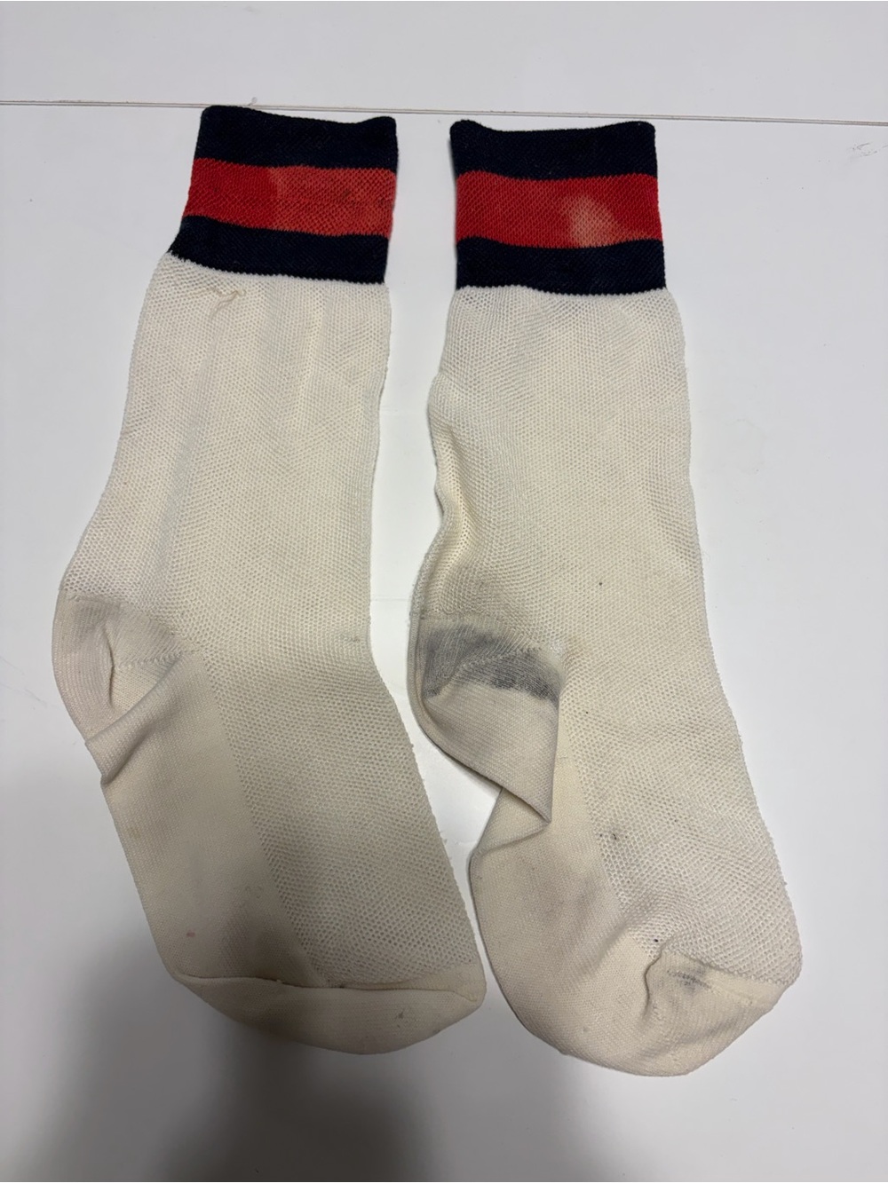Gucci Men's White Crew Socks with Red & Navy Stripe